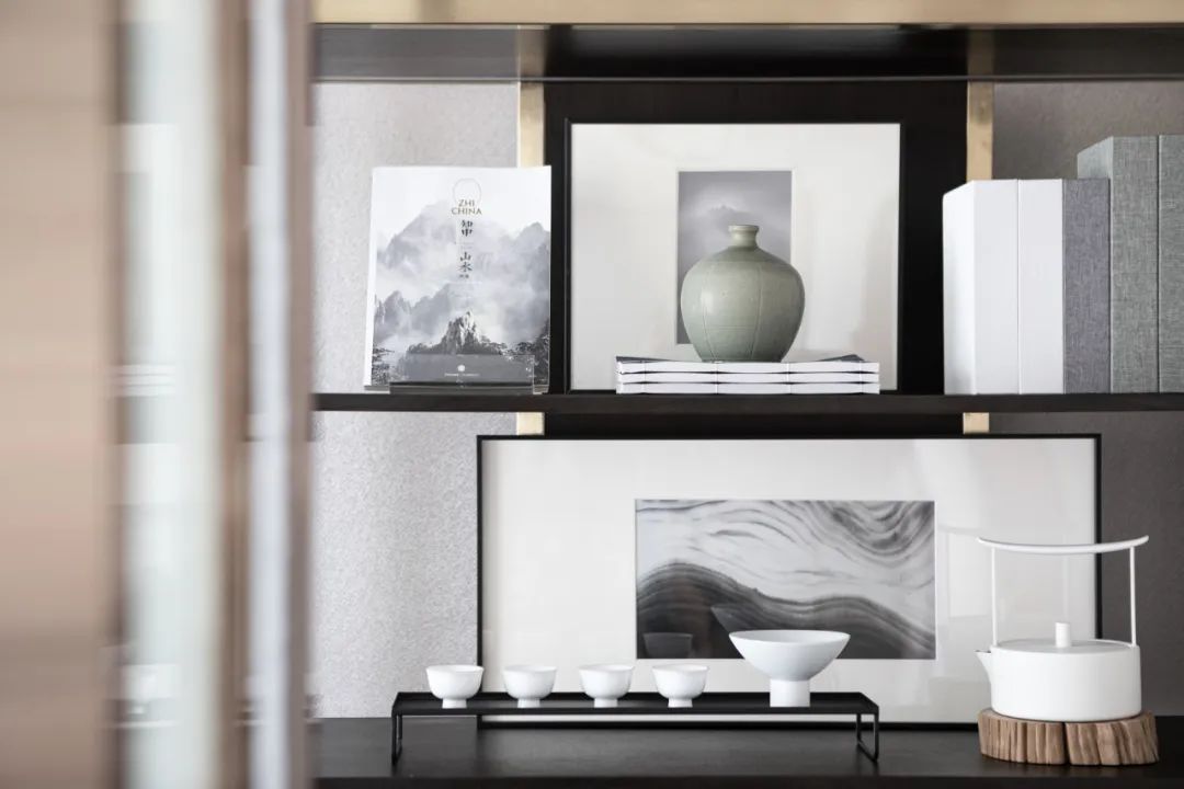 輕奢風(fēng)格家裝設(shè)計別墅裝修效果圖-裝飾品 輕奢風(fēng)格家裝設(shè)計別墅裝修效果圖-裝飾品