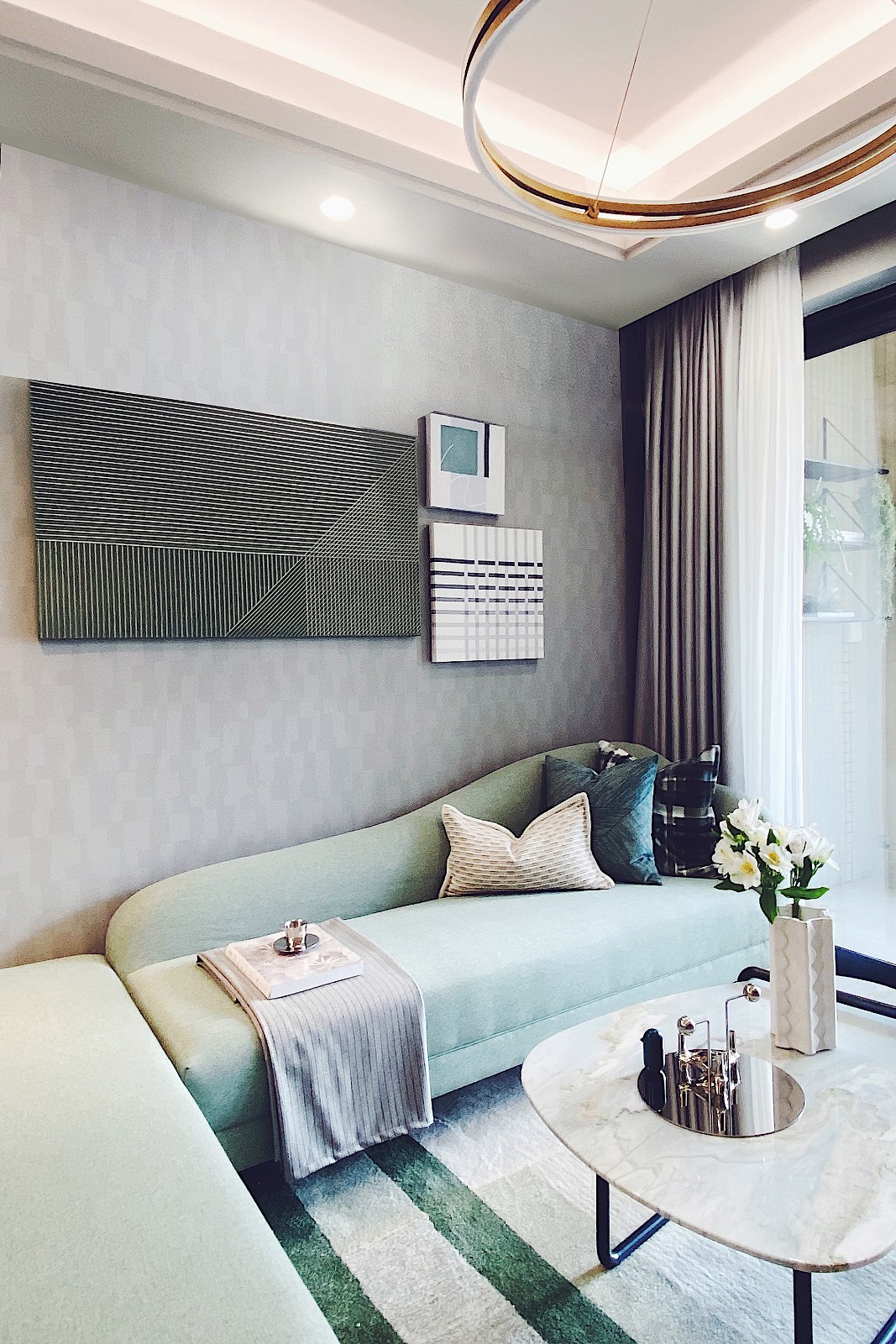 現(xiàn)代輕奢風(fēng)格室內(nèi)設(shè)計(jì)家裝案例-客廳 現(xiàn)代輕奢風(fēng)格室內(nèi)設(shè)計(jì)家裝案例-客廳