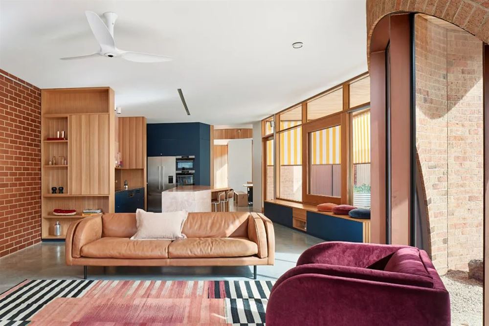 佛山市新希望悅瓏灣歐式風(fēng)格別墅裝修案例