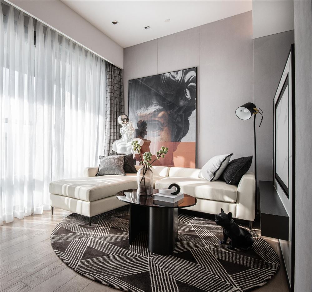 清遠市海倫春天輕奢風格三居室裝修案例