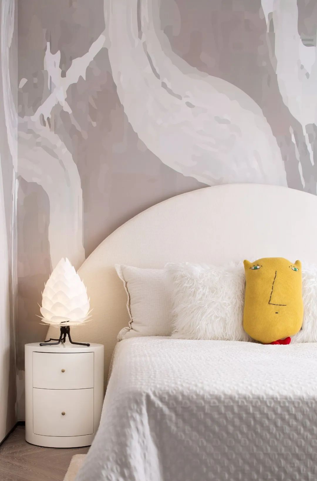 現(xiàn)代簡約風(fēng)格別墅室內(nèi)設(shè)計家裝案例-臥室 現(xiàn)代簡約風(fēng)格別墅室內(nèi)設(shè)計家裝案例-臥室