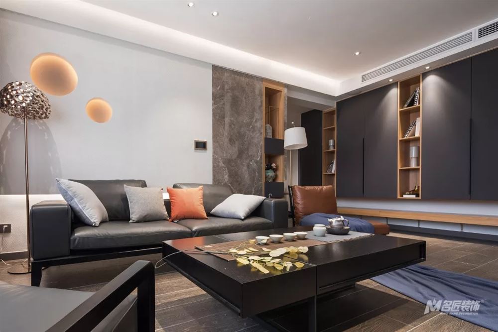 常州市中央花園輕奢風格三居室裝修案例