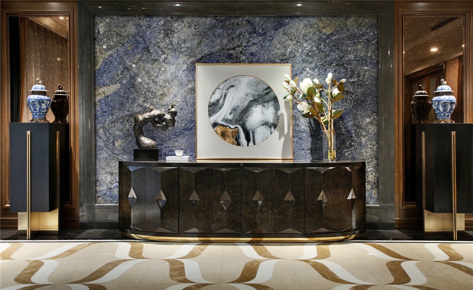 新中式風格家裝設計平層室內(nèi)裝修效果圖-餐廳餐邊柜 新中式風格家裝設計平層室內(nèi)裝修效果圖-餐廳餐邊柜