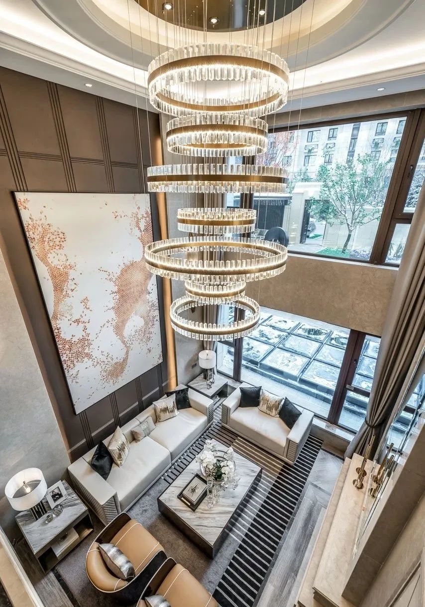 佛山裝修公司現(xiàn)代輕奢風(fēng)格別墅裝修效果圖-客廳 佛山裝修公司現(xiàn)代輕奢風(fēng)格別墅裝修效果圖-客廳