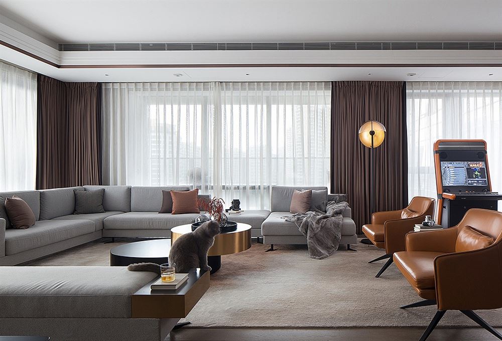 廣州市奧園灣區(qū)智谷輕奢風(fēng)格二居室裝修案例