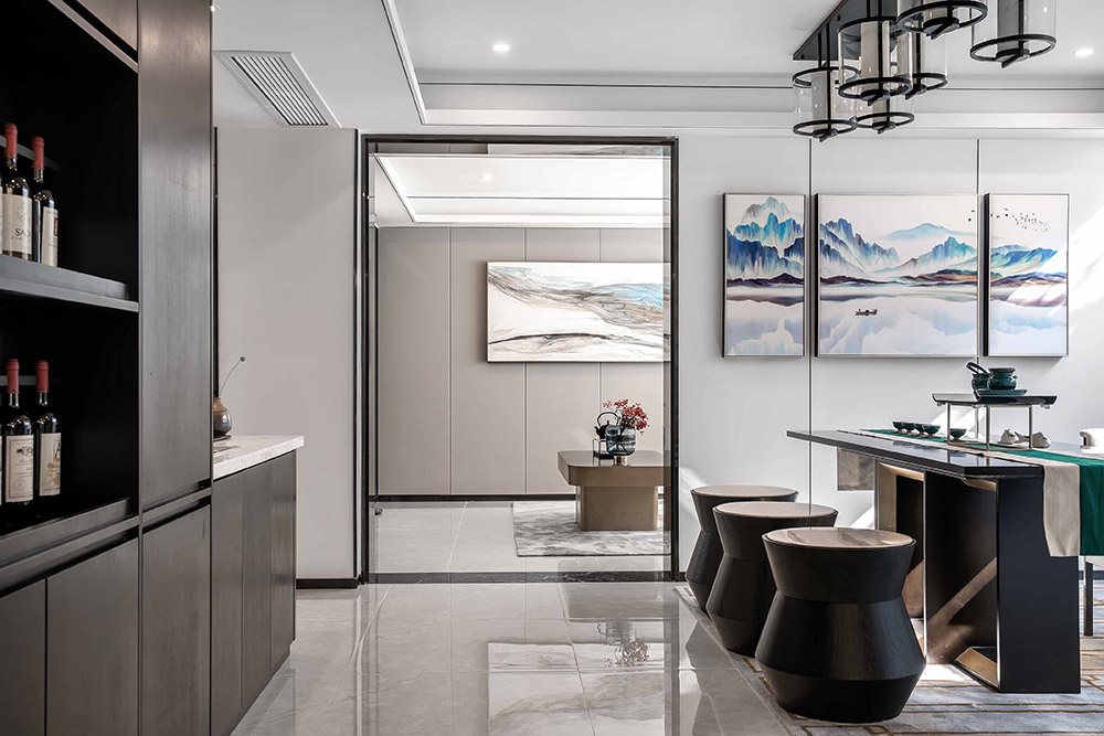 現(xiàn)代輕奢風格室內(nèi)裝修效果圖-江山一品三居125平米-餐廳 現(xiàn)代輕奢風格室內(nèi)裝修效果圖-江山一品三居125平米-餐廳