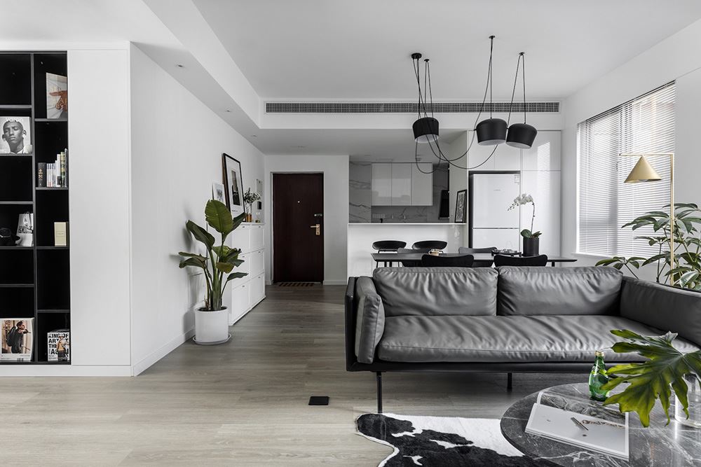 南寧市榮和中央公園現(xiàn)代簡約風(fēng)格三居室裝修案例