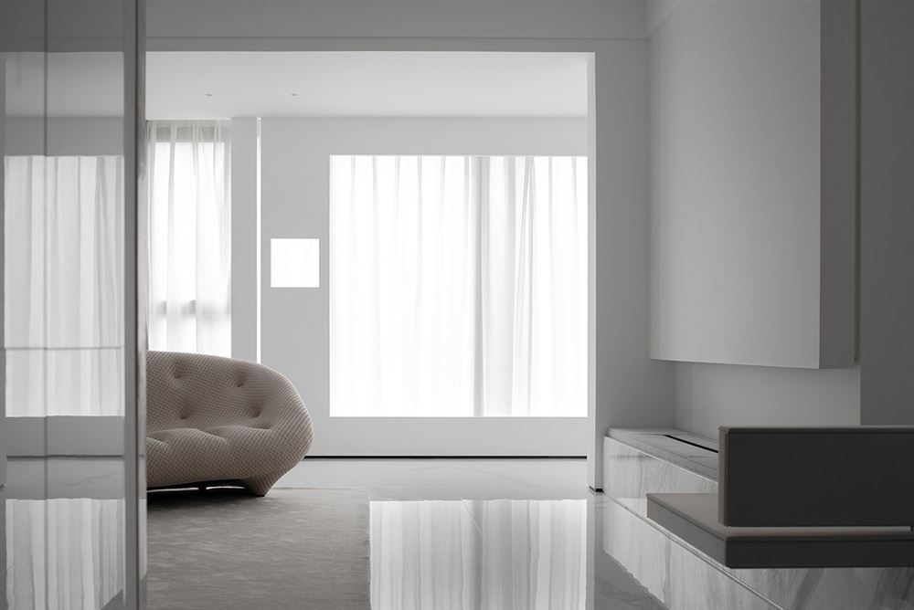 廣州市遠(yuǎn)東&middot;御江豪庭現(xiàn)代簡約風(fēng)格三居室裝修案例