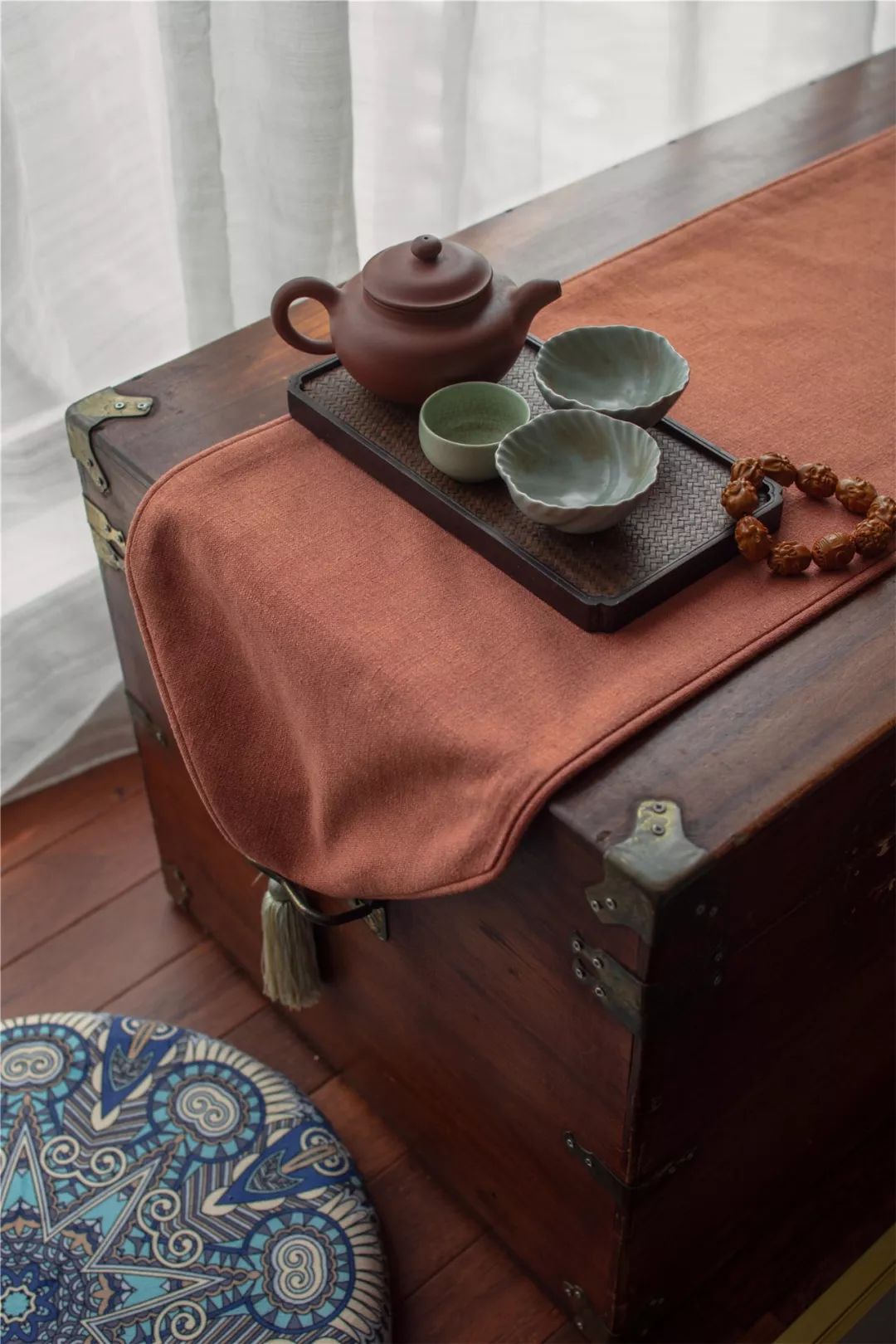 美式復(fù)古風(fēng)格家裝設(shè)計(jì)室內(nèi)裝修效果圖-茶幾 美式復(fù)古風(fēng)格家裝設(shè)計(jì)室內(nèi)裝修效果圖-茶幾