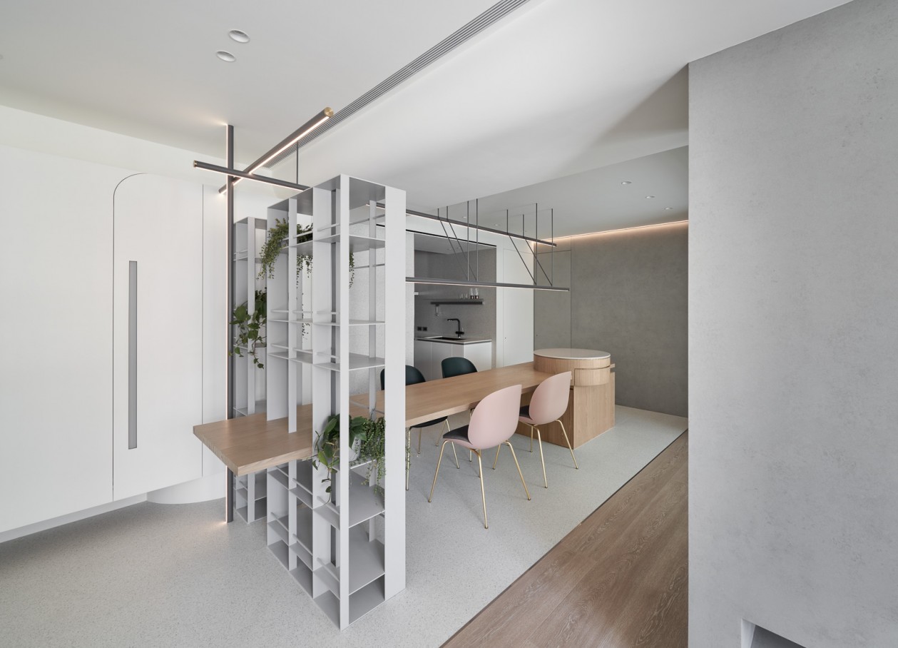 現(xiàn)代簡約風格室內(nèi)家裝案例效果圖-玄關(guān)置物柜 現(xiàn)代簡約風格室內(nèi)家裝案例效果圖-玄關(guān)置物柜