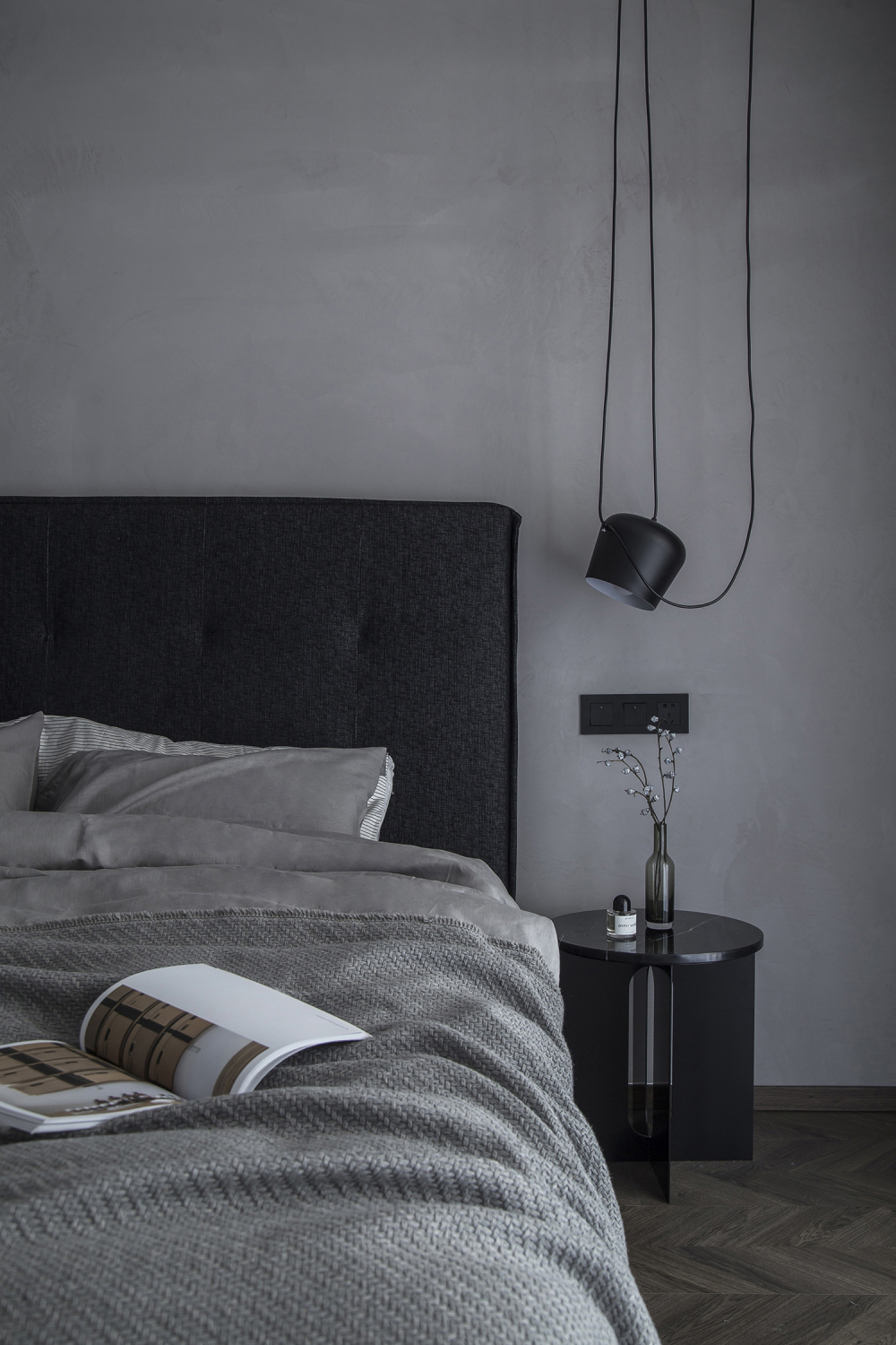 現(xiàn)代簡約風格室內家裝案例效果圖-臥室 現(xiàn)代簡約風格室內家裝案例效果圖-臥室