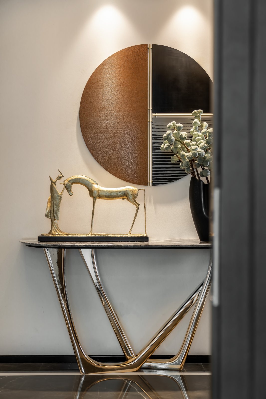 輕奢風(fēng)格室內(nèi)設(shè)計(jì)家裝案例-玄關(guān) 輕奢風(fēng)格室內(nèi)設(shè)計(jì)家裝案例-玄關(guān)