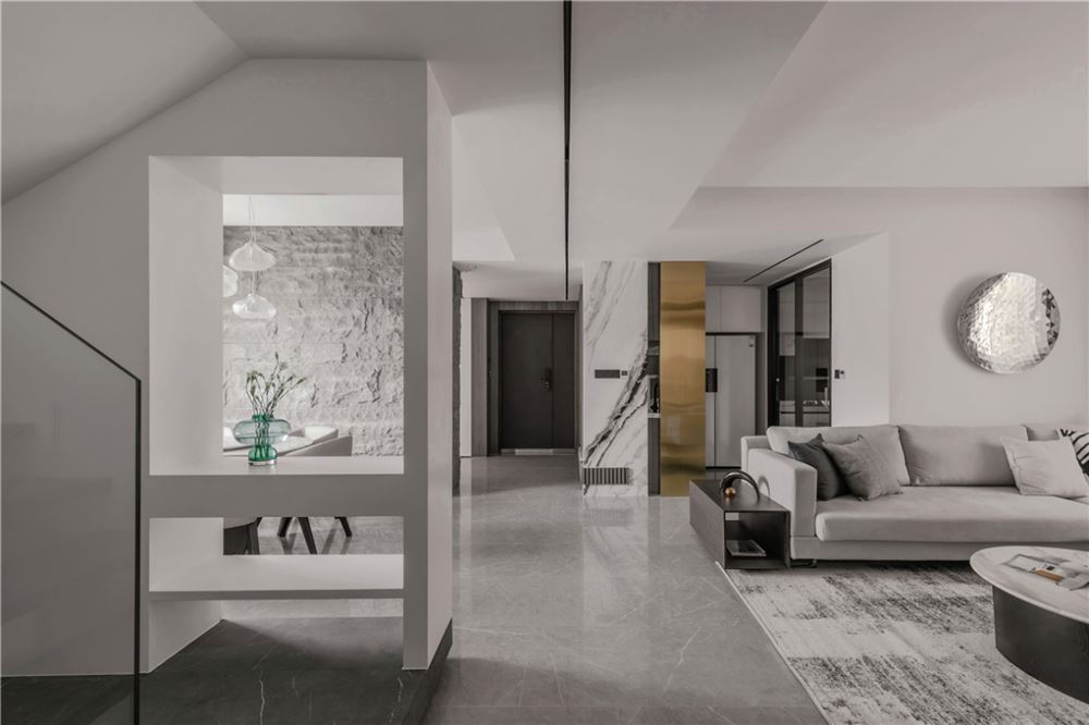 湛江市安糧藍海城市廣場輕奢風格別墅裝修案例