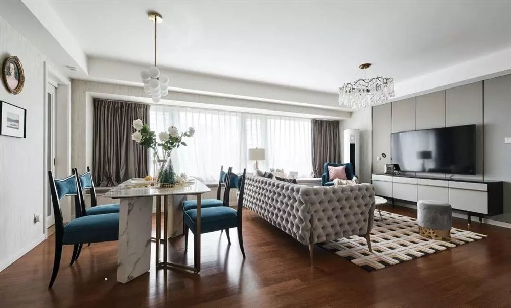 湛江市萬(wàn)豪世家美式風(fēng)格三居室裝修案例