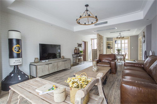 德陽(yáng)市華庭陽(yáng)光.其他四居室裝修案例