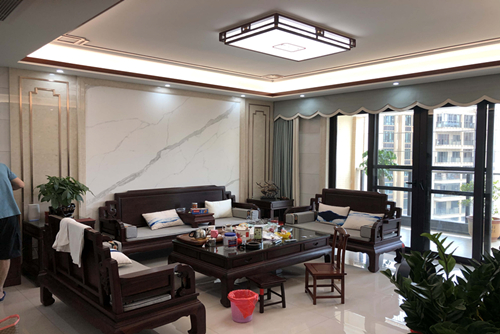 河源市匯景外灘8號(hào)新中式風(fēng)格三居室裝修案例